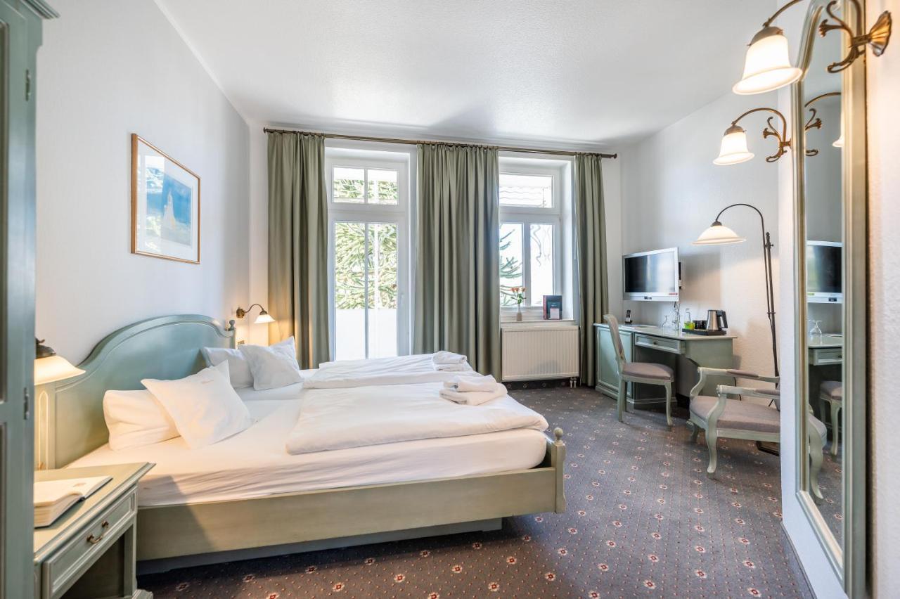 Hotel Villa Neander Binz Esterno foto