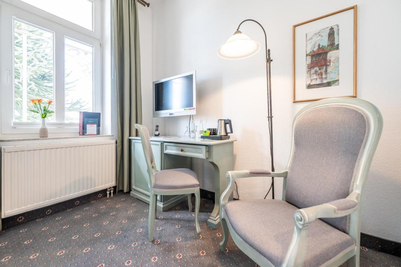 Hotel Villa Neander Binz Esterno foto