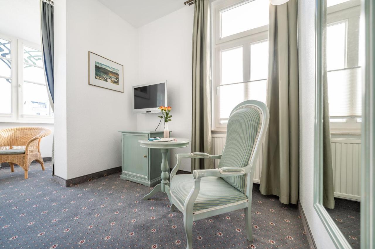 Hotel Villa Neander Binz Esterno foto